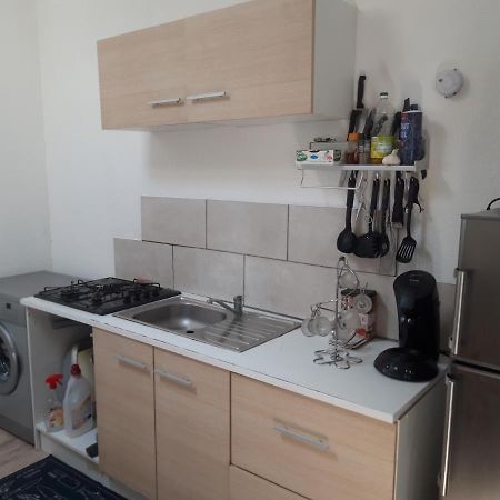 Appartement F1 Meuble 3 Personnes 오브나 외부 사진