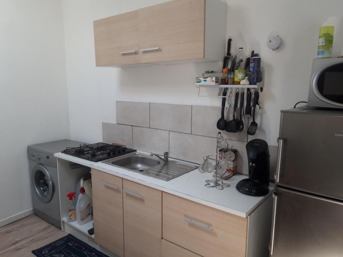 Appartement F1 Meuble 3 Personnes 오브나 외부 사진